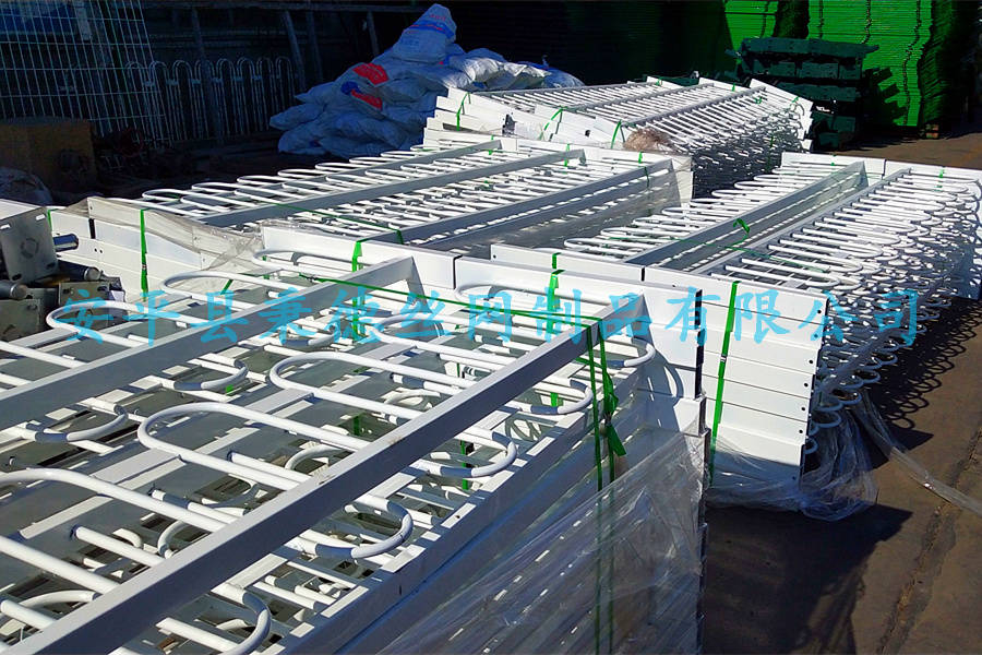 山东临沂市政道路护栏-28公里